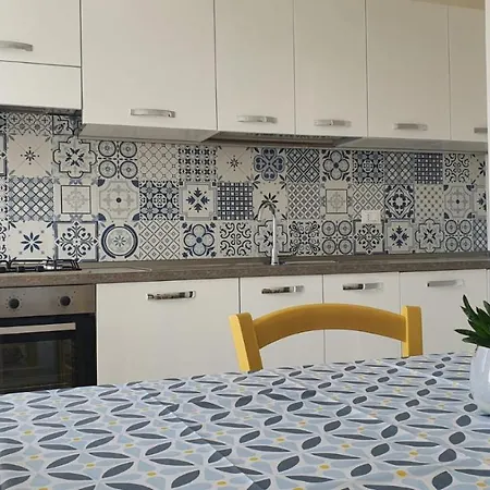 Il Pesce Azzurro דירה פיומבינו